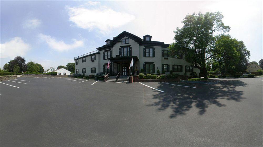 The Carriage House Inn Newport Middletown Esterno foto
